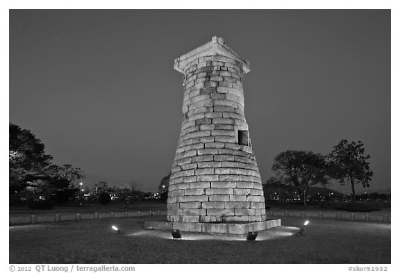 Cheomseongdae observatory at dusk. Gyeongju, South Korea (black and white)