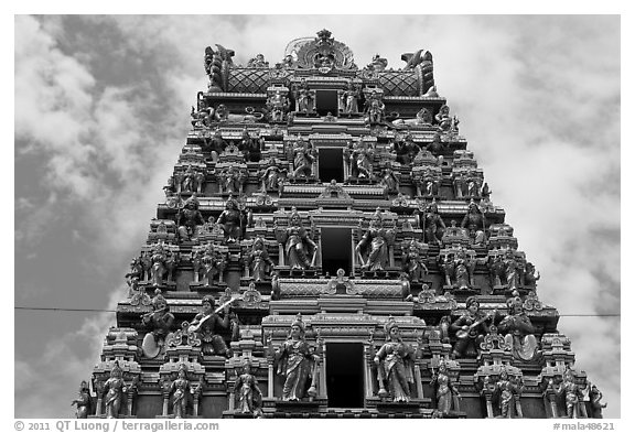 Polychromatic entrance of Sri Mahamariamman Temple. Kuala Lumpur, Malaysia