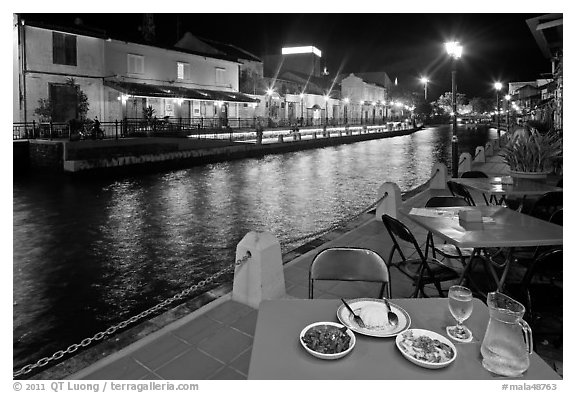 Riverside dining. Malacca City, Malaysia