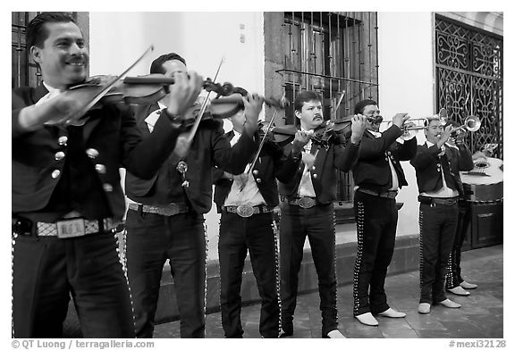 Mariachi band, Tlaquepaque. Jalisco, Mexico