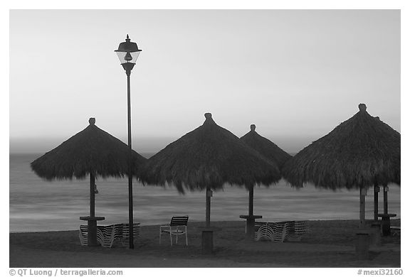 Shades and ocean at sunset, Nuevo Vallarta, Nayarit. Jalisco, Mexico