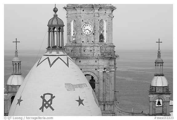 Templo de Guadalupe Cathedral and ocean, early morning, Puerto Vallarta, Jalisco. Jalisco, Mexico