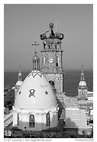 Templo de Guadalupe and ocean, morning, Puerto Vallarta, Jalisco. Jalisco, Mexico