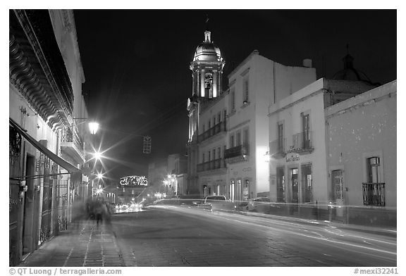 Street by night with light trails. Zacatecas, Mexico (black and white)