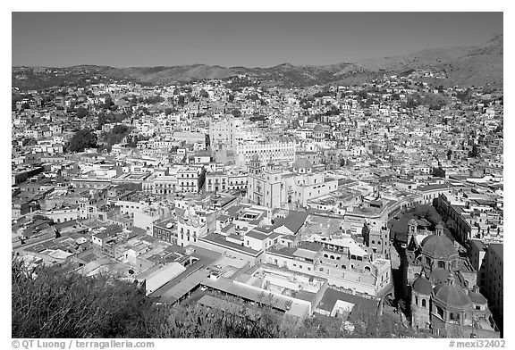 Historic city center with Church of San Diego, Basilic and  University. Guanajuato, Mexico (black and white)