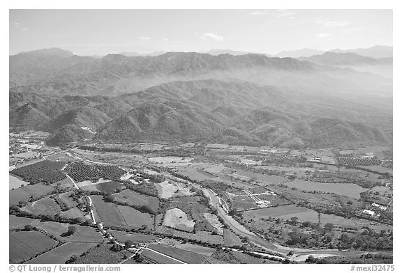 Aerial view plain and Sierra de Madre. Mexico (black and white)