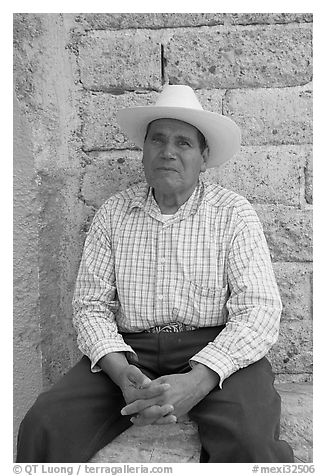 Man with cowboy hat. Mexico (black and white)