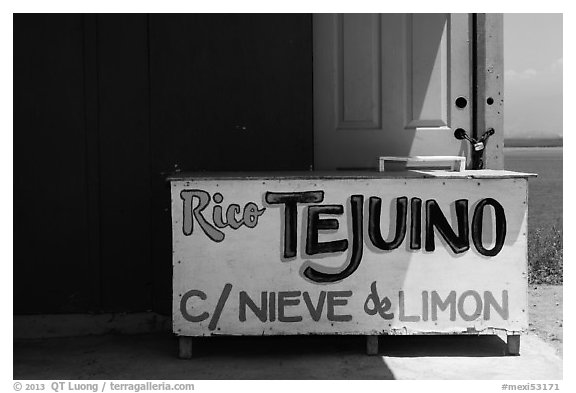 Sign at beachside food stand. Baja California, Mexico (black and white)