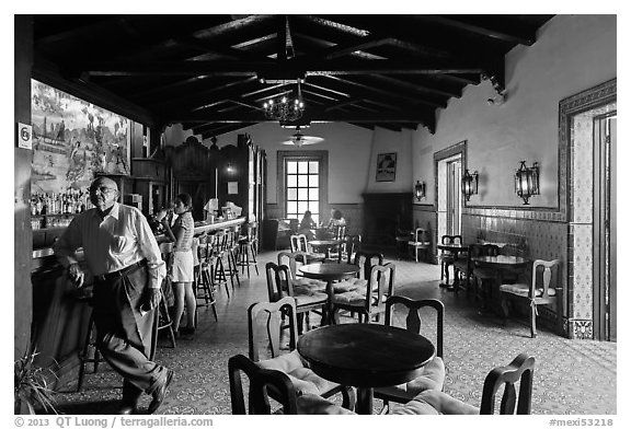Bar and patrons, Riviera Del Pacifico, Ensenada. Baja California, Mexico (black and white)