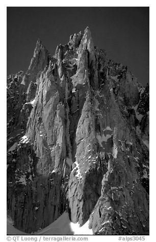 The Super-Couloir on Mt Blanc du Tacul is the very steep and narrow gully, Mont-Blanc Range, Alps, France.