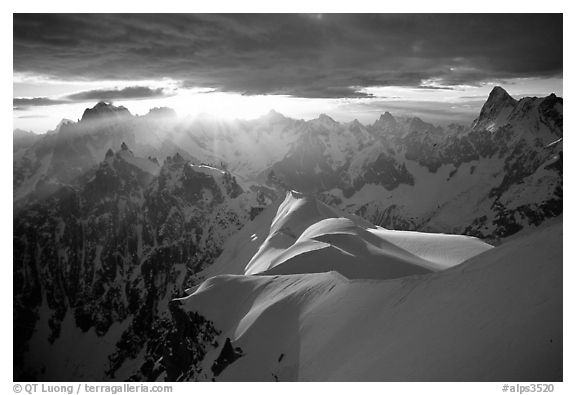 Aiguilles de Chamonix, Courtes-Verte ridge, and Grandes Jorasses seen from Aiguille du Midi. Alps, France