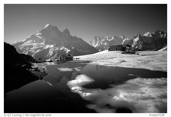 Mountain hut at Lac Blanc and Mont-Blanc range, Alps, France.