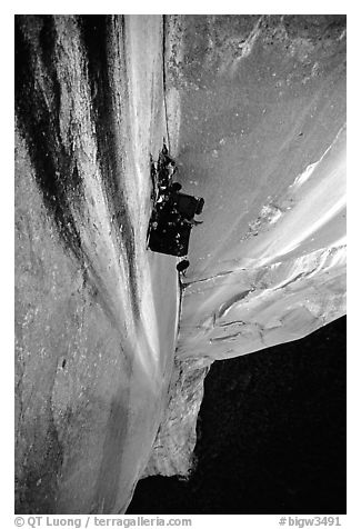 Portaledge bivy on the Dihedral wall. Yosemite, California