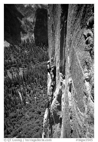 Belay on the third pitch of Mescalito, El Capitan. Yosemite, California