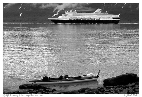 Kayak and cruise ship, East arm. Glacier Bay National Park, Alaska