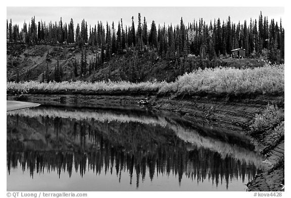 Cabin on the shores of Kobuk River. Kobuk Valley National Park, Alaska