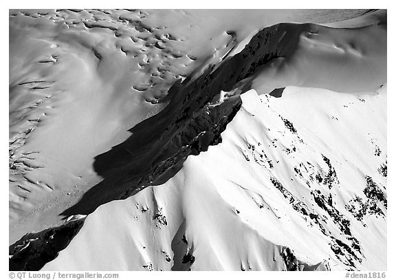 Mountain ridge and glacier. Denali National Park, Alaska, USA.