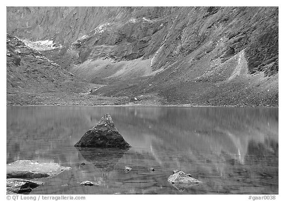 Lake II in Aquarius Valley near Arrigetch Peaks. Gates of the Arctic National Park, Alaska, USA.