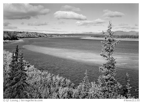 Sand bar and bend of the Kobuk River, mid-morning. Kobuk Valley National Park (black and white)