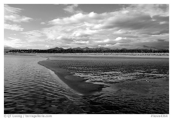 Sand bar on the Kobuk River. Kobuk Valley National Park (black and white)