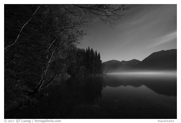 Kontrashibuna Lake (Qenlghishi Vena) at night. Lake Clark National Park (black and white)