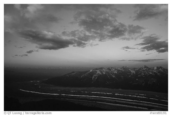 Sunrise, Kennicott glacier seen from Mt Donoho. Wrangell-St Elias National Park (black and white)