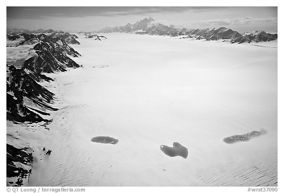 Aerial view of Bagley Field with turquoise snow melt lakes. Wrangell-St Elias National Park (black and white)