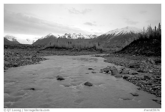 Kenicott River and Wrangell Mountains. Wrangell-St Elias National Park, Alaska, USA.