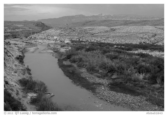 Rio Grande River and Sierra Del Carmen mountains, dusk. Big Bend National Park (black and white)