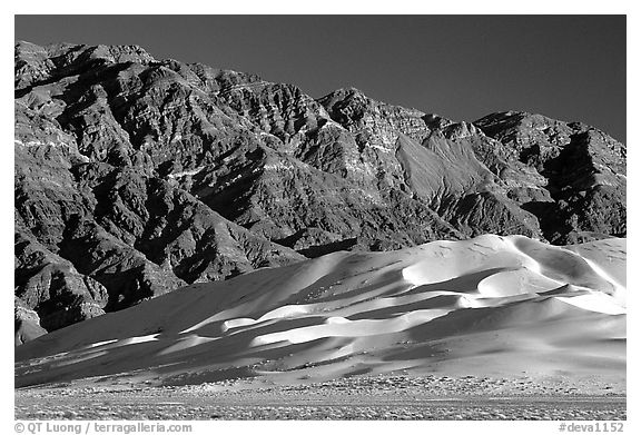 Eureka Dunes and Last Chance range, late afternoon. Death Valley National Park (black and white)