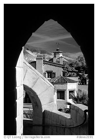 Arch framing Scotty's Castle. Death Valley National Park, California, USA.