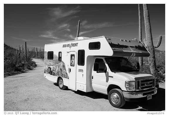 RV, Bajada Loop Drive. Saguaro National Park (black and white)