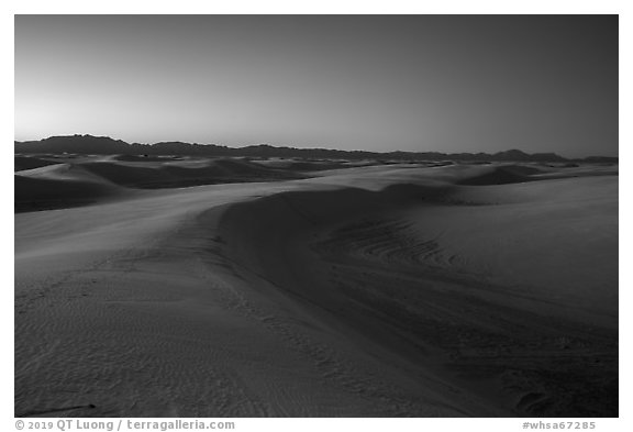 Tall dune ridge at dusk. White Sands National Park (black and white)