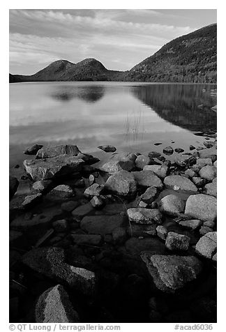 Jordan Pond and the hills named the Bubbles. Acadia National Park, Maine, USA.