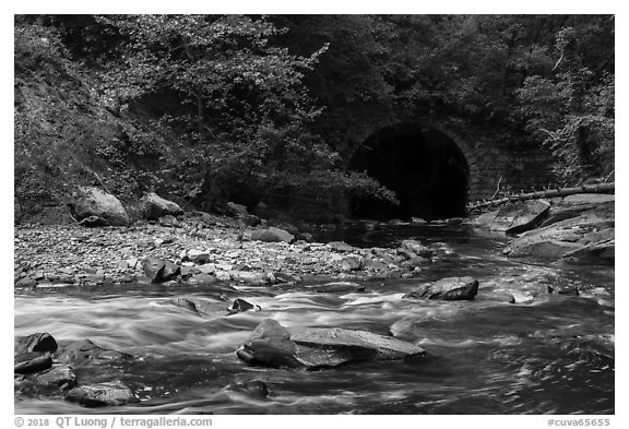 Tinkers Creek flowing into Viaduct Bridge, Bedford Reservation. Cuyahoga Valley National Park (black and white)