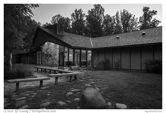Sugarlands Visitor Center, Tennessee. Great Smoky Mountains National Park (black and white)