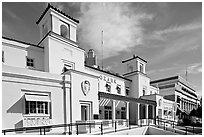 Ozark Bathhouse art museum. Hot Springs National Park ( black and white)