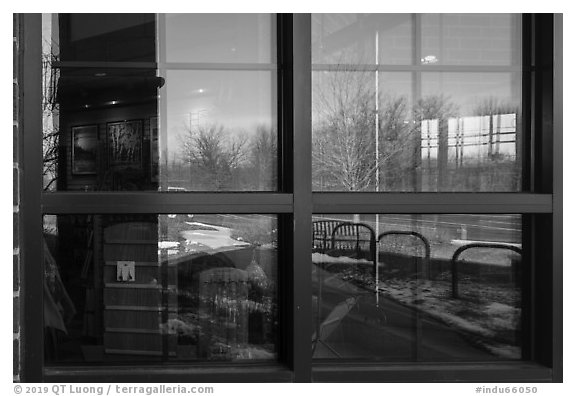 Window reflexion, Visitor Center. Indiana Dunes National Park (black and white)