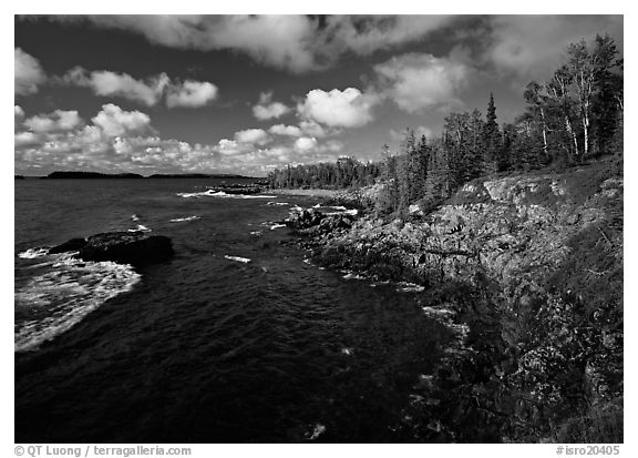 Rocky Lakeshore. Isle Royale National Park (black and white)