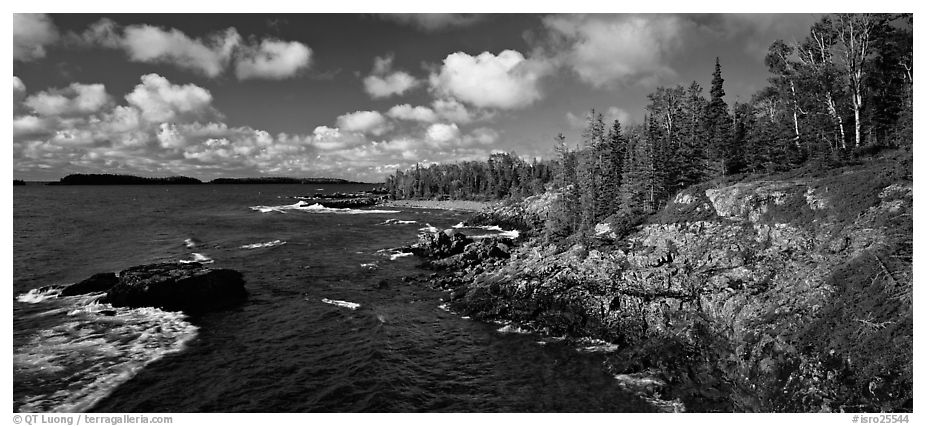 Rocky Lakeshore. Isle Royale National Park (black and white)