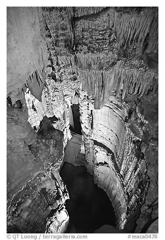 Underground pond called Crystal Lake. Mammoth Cave National Park (black and white)