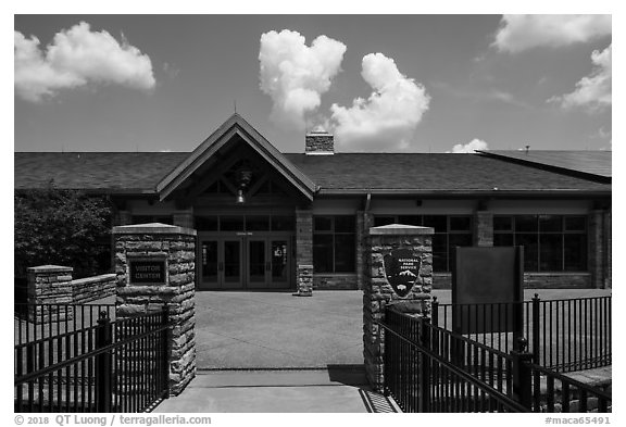 Visitor Center. Mammoth Cave National Park (black and white)