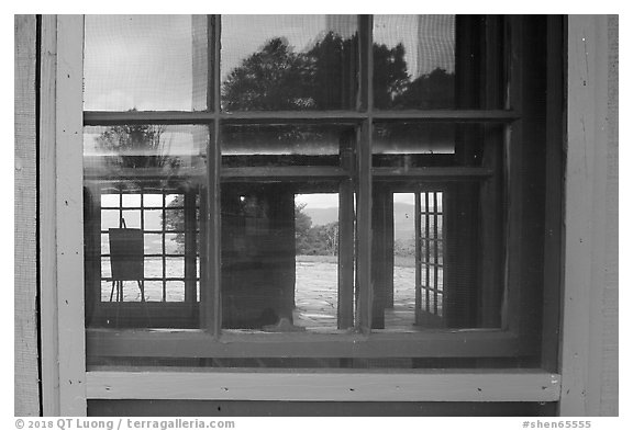 Window reflexion, Dickey Ridge Visitor Center. Shenandoah National Park (black and white)