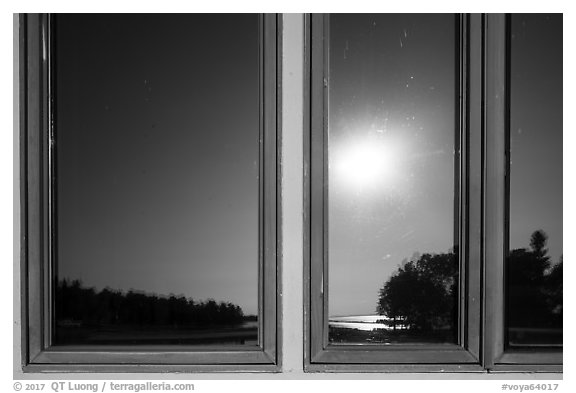 Kabetogama Lake window reflexion, Kabetogama visitor center. Voyageurs National Park (black and white)