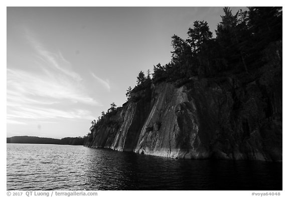 Grassy Bay Cliffs at sunset, Sand Point Lake. Voyageurs National Park (black and white)