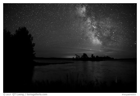 Milky Way from Houseboat Island, Sand Point Lake. Voyageurs National Park (black and white)
