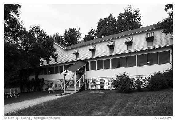 Kettle Falls Hotel. Voyageurs National Park (black and white)
