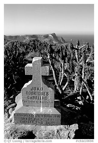 Cabrillo monument above Cuyler Harbor, San Miguel Island. Channel Islands National Park, California, USA.