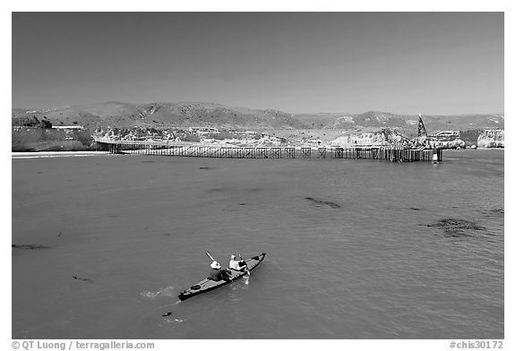 Kayakers in Bechers Bay, Santa Rosa Island. Channel Islands National Park, California, USA.