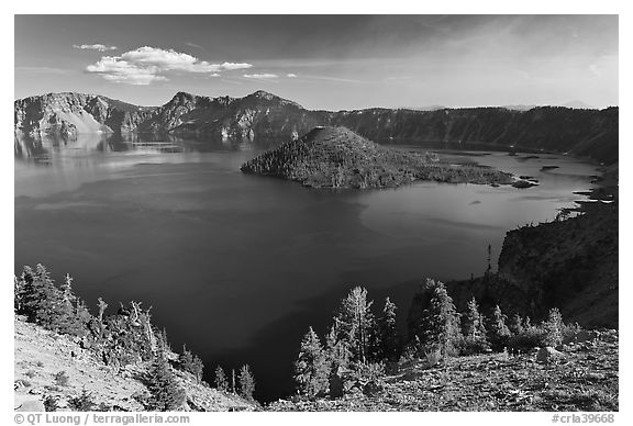 Wizard Island, Mount Scott, and Crater Lake. Crater Lake National Park, Oregon, USA.